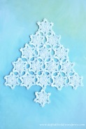 crochet snowflake Christmas tree